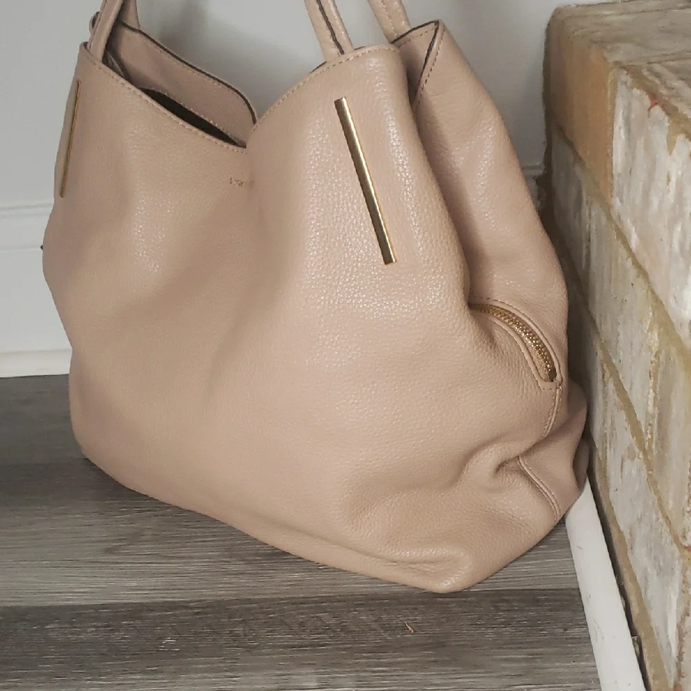 Vince Camuto Tan Leather Tote Bag - Picture 2 of 16